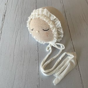 capota newborn en punto blanco roto con volante